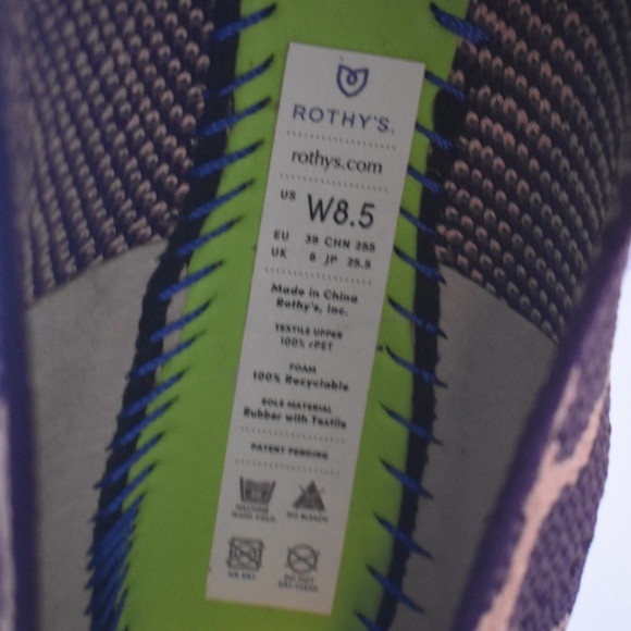 Rothy's Original Point Model 002 Violet Giraffe Print Size 8.5 NWT - Picture 6 of 8